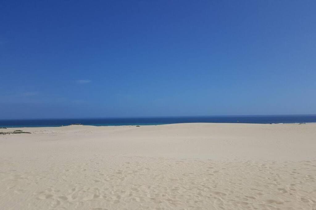 Beach Front Apartment With Stunning Ocean Views! 코스타카르마 외부 사진
